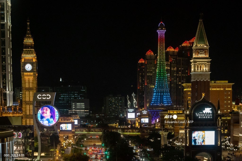 澳門 經濟 賭場 賭收 博彩收入 遊客 博彩 Macau economia economy turismo hotel casino jogo gaming gambling GGR