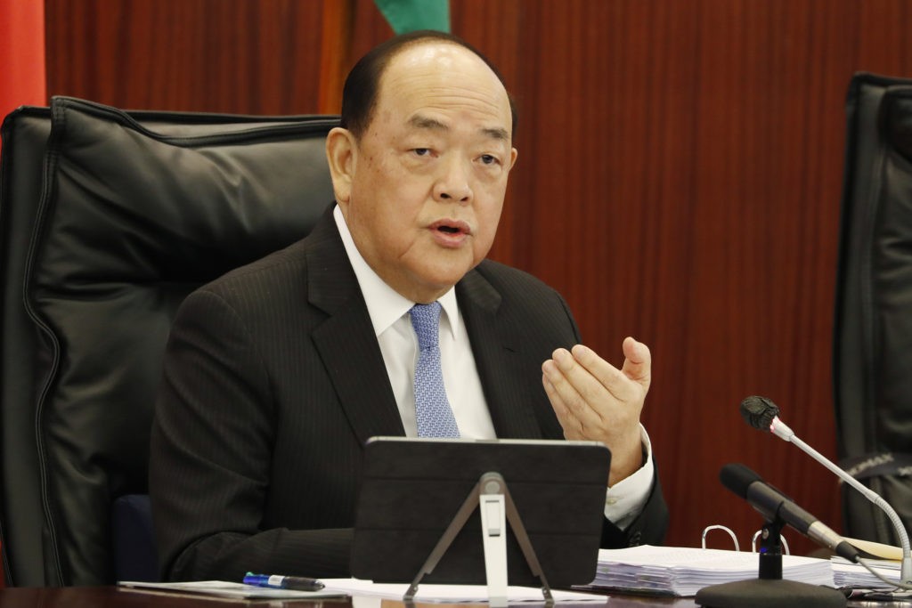 行政長官 澳門  賀一誠 Ho Iat Seng Chefe do Executivo Chief Executive of Macau