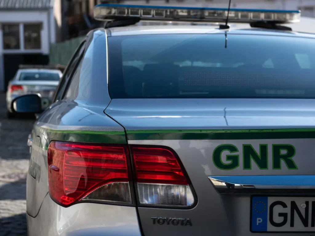 carro de GNR