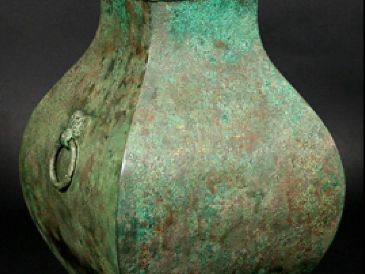 The State Administration of Cultural Heritage received 41 cultural relics and artworks returned by the United States to China. (CCTV News)