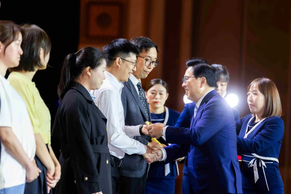 Sands-Long Service Ceremony-04