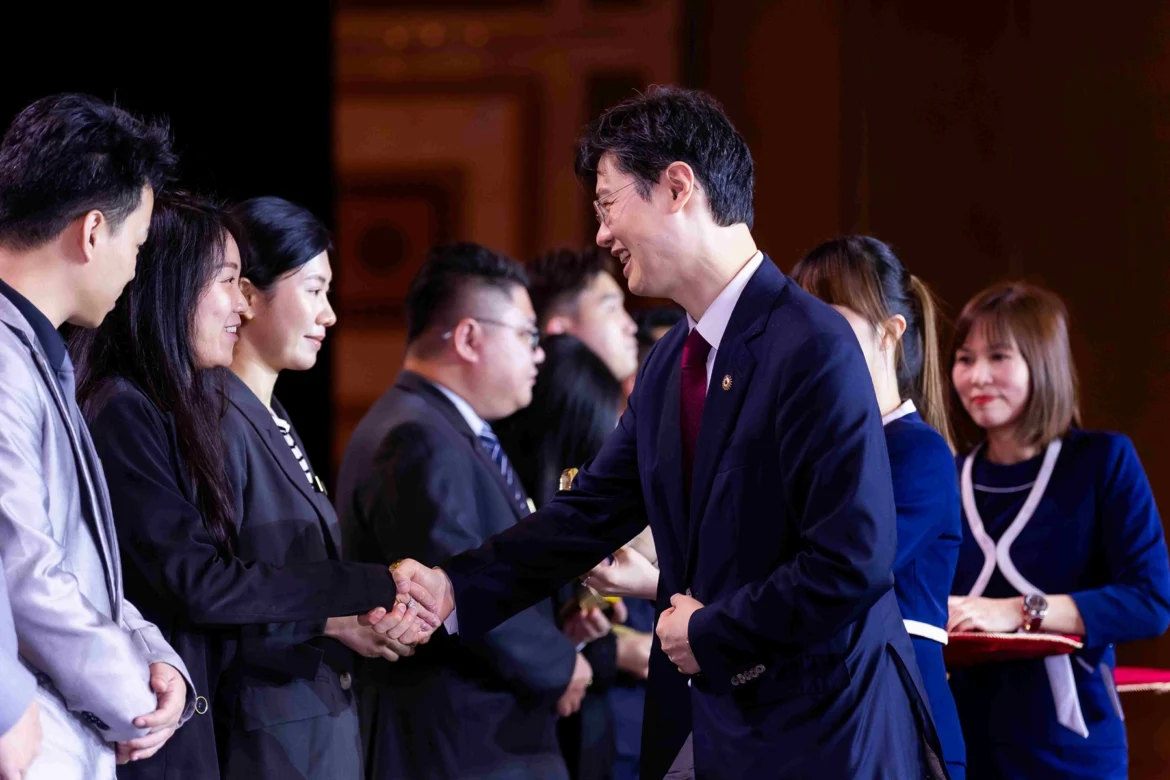 Sands-Long Service Ceremony-05