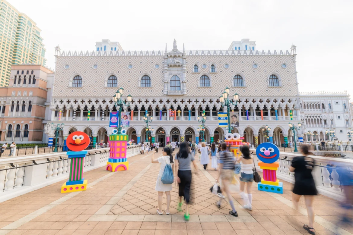 Sands-SUP-Art Macao-02-credits-by-Sands China
