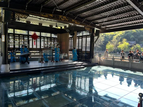 PHOTO-2025-10-24-10-21-47