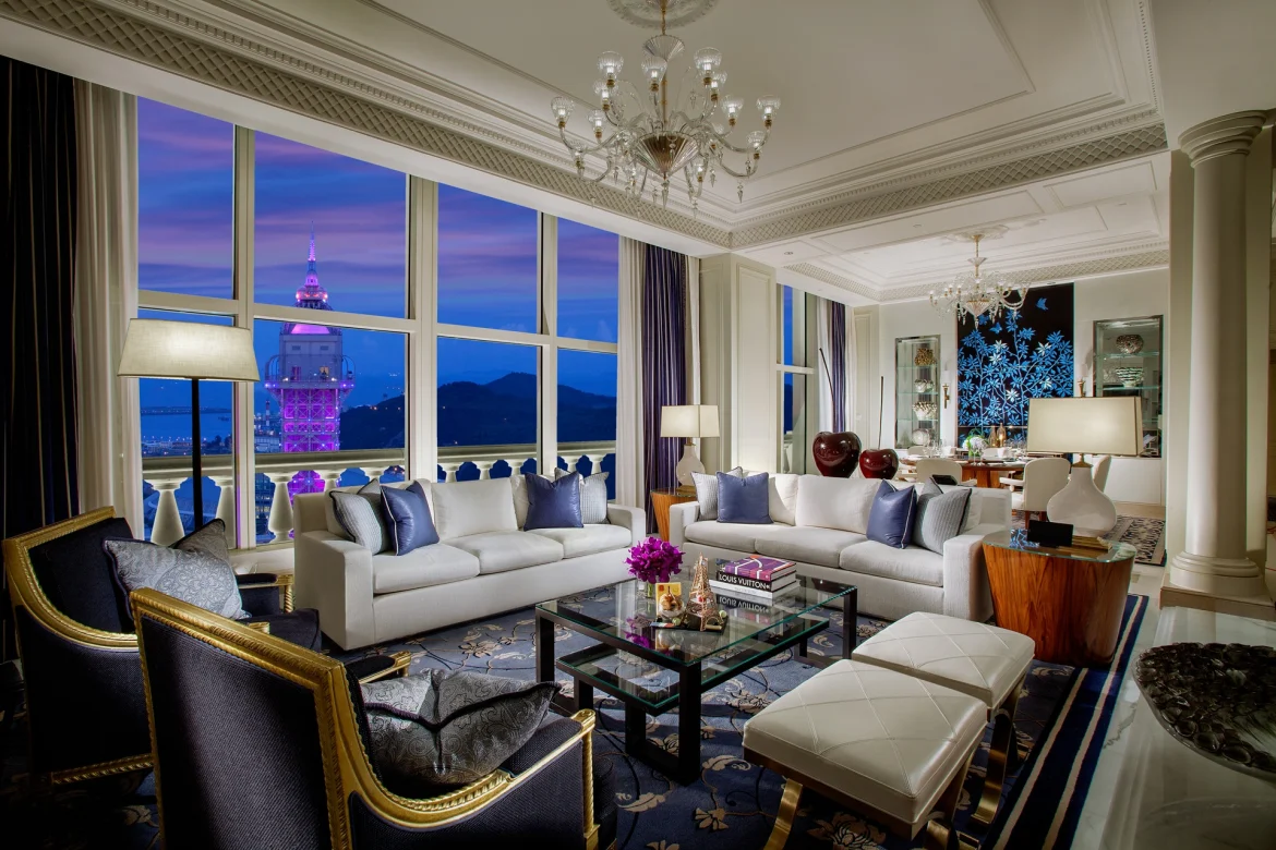 Paiza-Lofts-Versailles-Suite-credit-by-Sands-China
