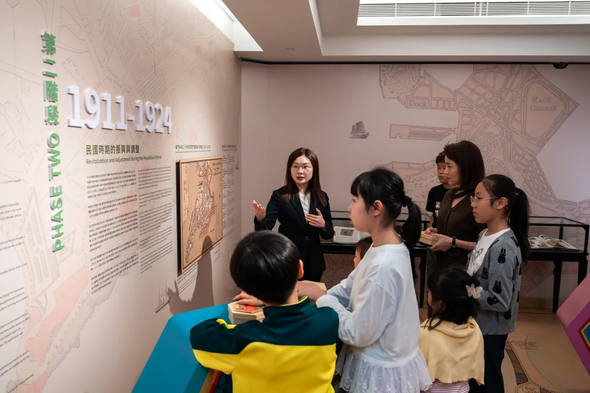 Firecrackerexhibition – 9